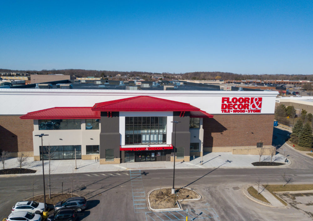 Novi's Best Spot for Food & Fun Twelve Mile Crossing at Fountain Walk